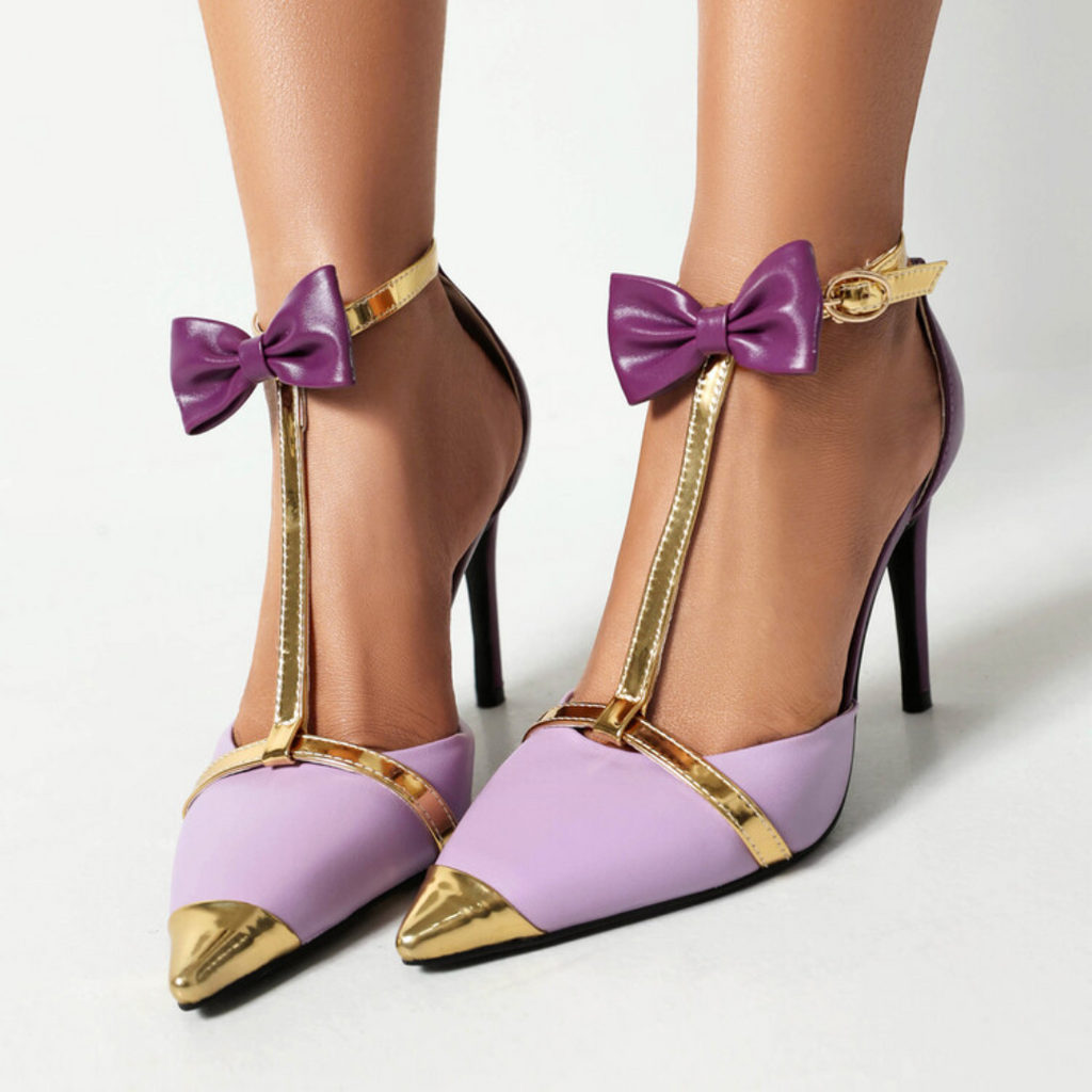 Vivienne Blacktie klackar